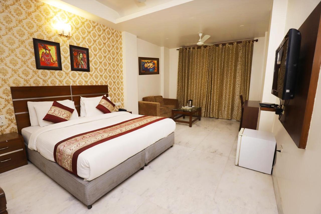 Hotel Shanti Villa New Delhi Exterior photo