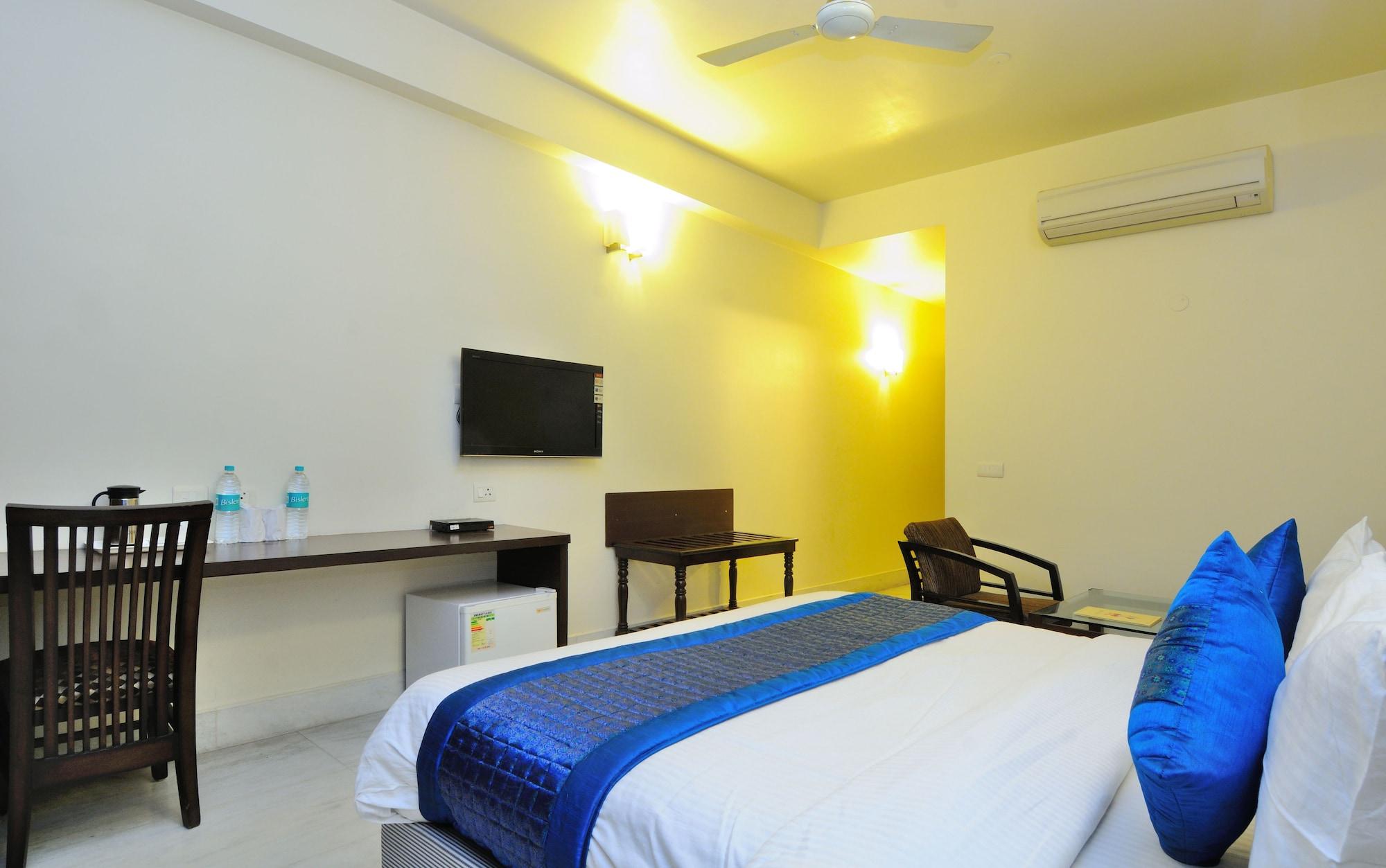 Hotel Shanti Villa New Delhi Exterior photo