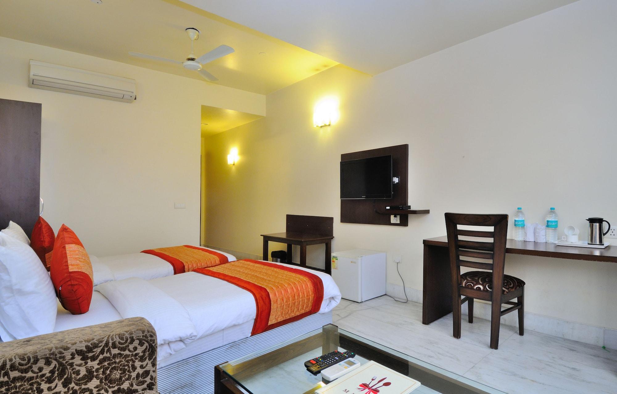 Hotel Shanti Villa New Delhi Exterior photo