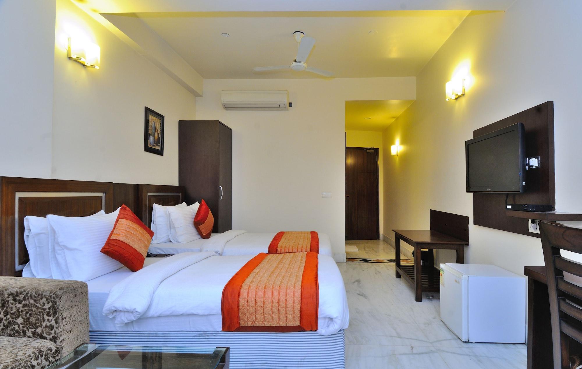 Hotel Shanti Villa New Delhi Exterior photo