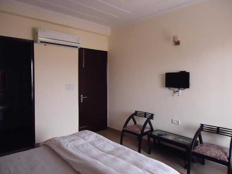 Hotel Shanti Villa New Delhi Exterior photo